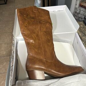 Athlefit Western Knee High Boots